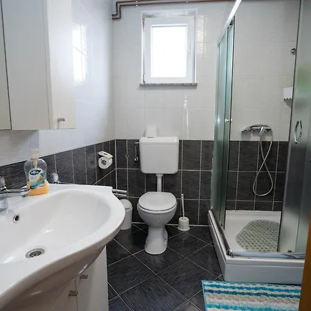 Διαμέρισμα Barbara *